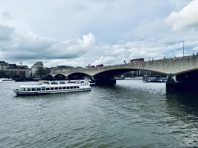 Blackfriars Bridge